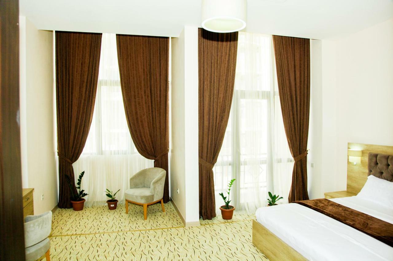 Hotel Grand Zugdidi Luaran gambar