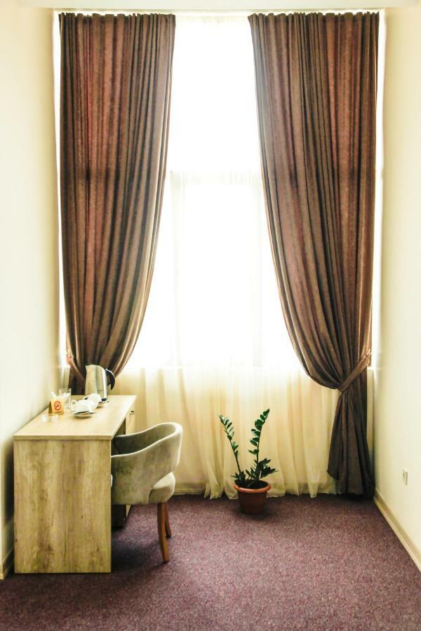 Hotel Grand Zugdidi Luaran gambar